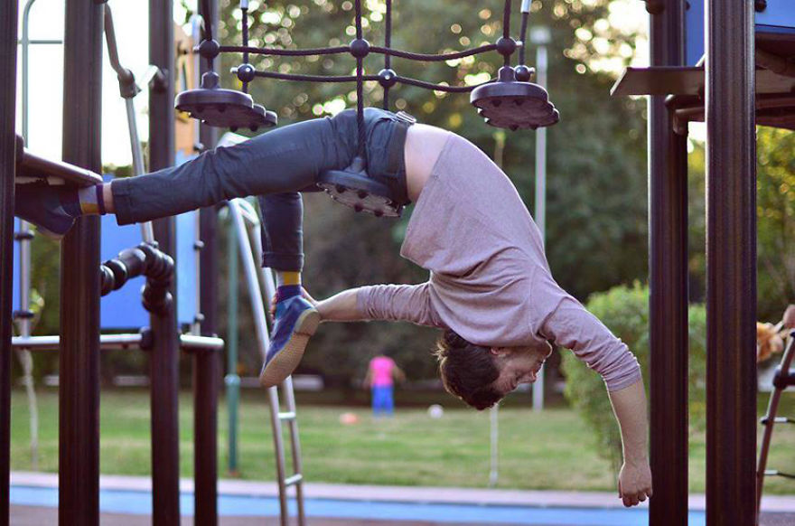 Dancing Bucharest: The Urban Space Becomes A Stage Dancing Bucharest: The Urban Space Becomes A Stage