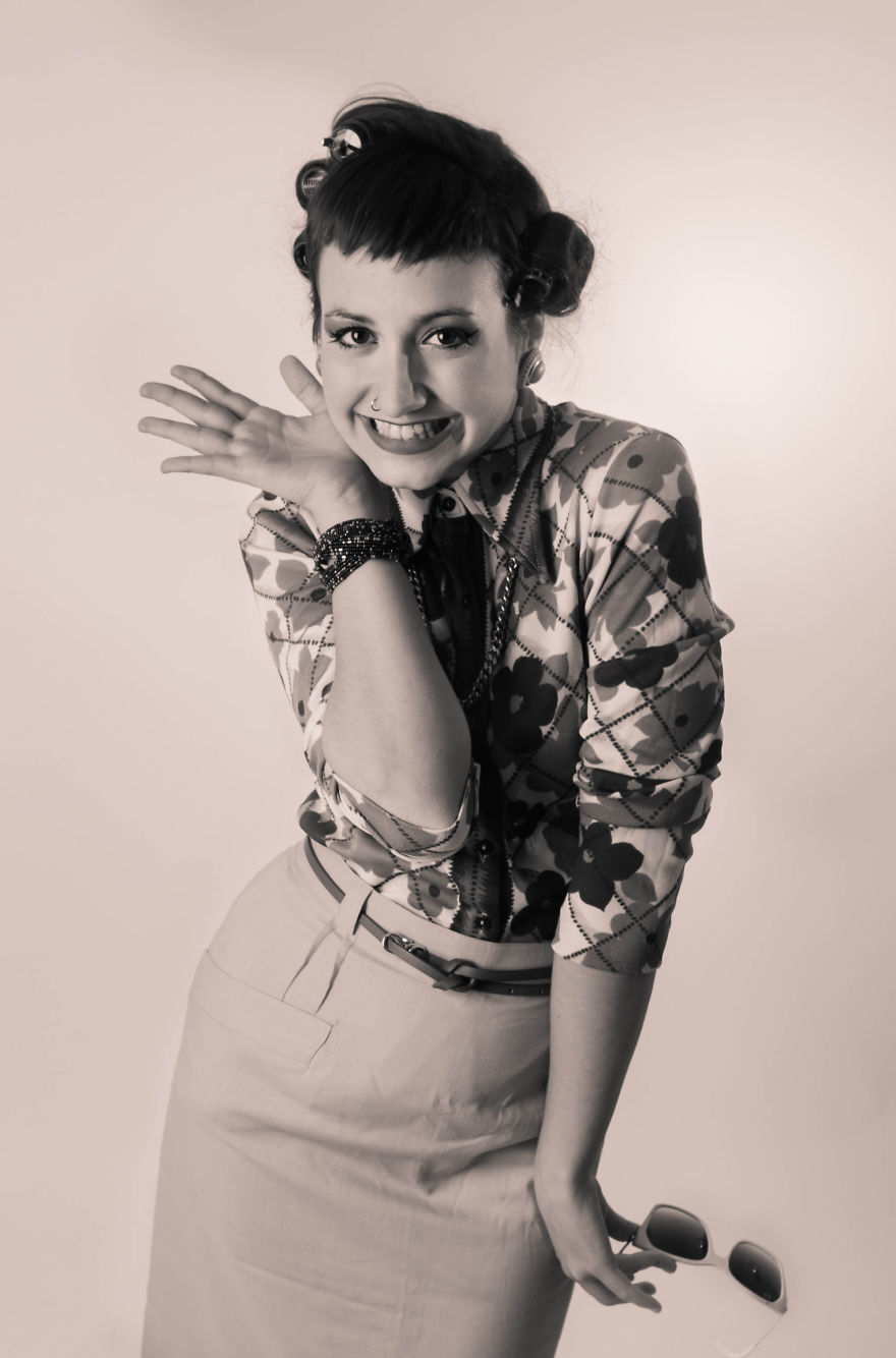 I Made Portraits Of Girls In A Vintage Look