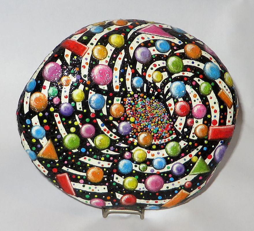 I Give Life To Stones By Painting On Them