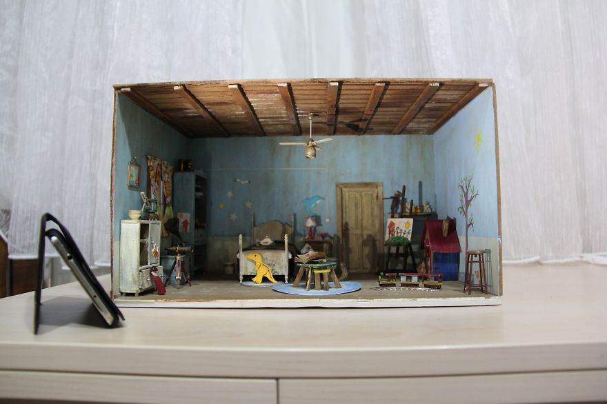 If You Can't Build Your Dream Room In Reality, Then Build It In Miniatures If You Can't Build Your Dream Room In Reality, Then Build It In Miniatures