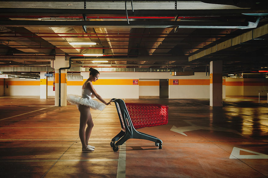 I Photograph A Ballerina's Daily Life To Show That Dancers Can Express Themselves Anywhere