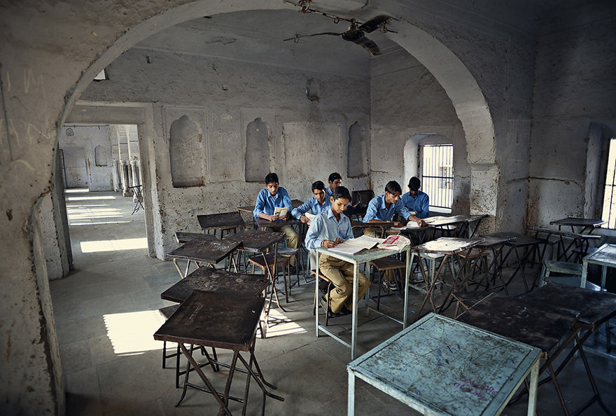 Urbanistan: Urban Does Not Always Mean Modern Urbanistan: Urban Does Not Always Mean Modern