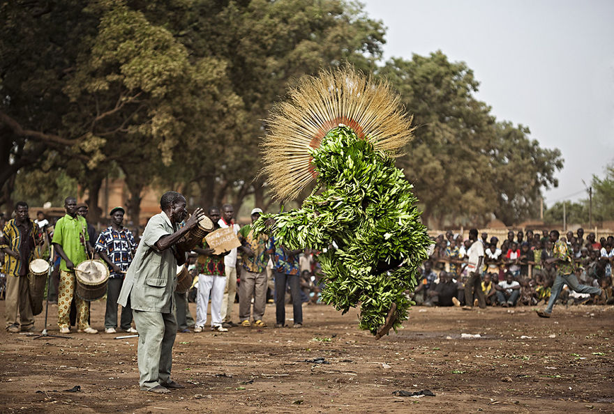 Urbanistan: Urban Does Not Always Mean Modern Urbanistan: Urban Does Not Always Mean Modern