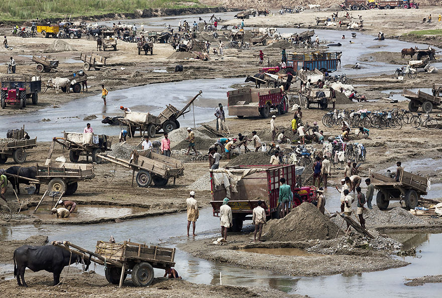 Urbanistan: Urban Does Not Always Mean Modern Urbanistan: Urban Does Not Always Mean Modern