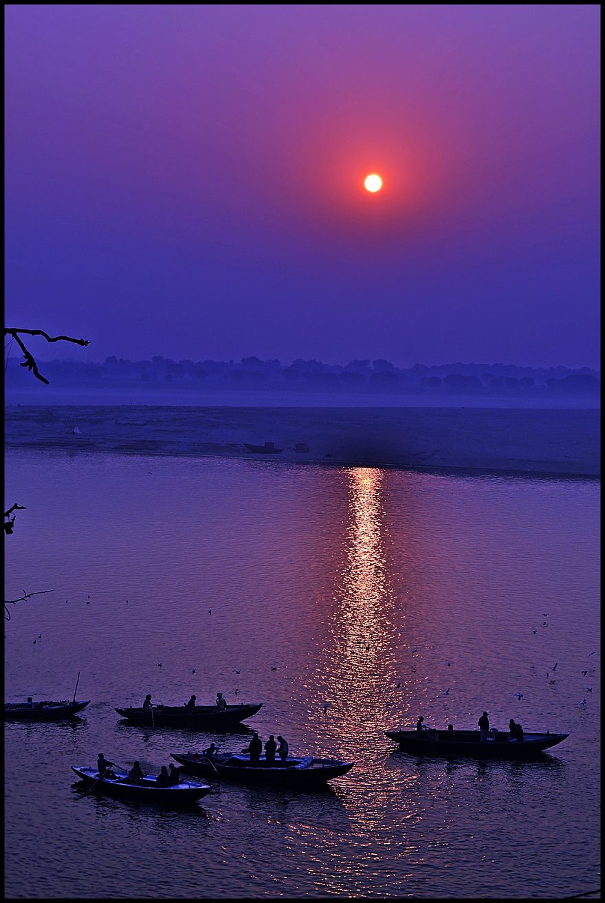 Trip To India - Soul Of The Earth