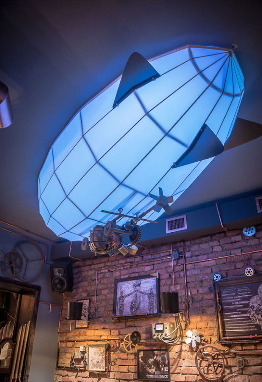 Steampunk Blimp Lamp
