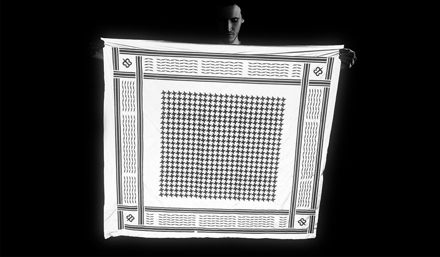 anti-paparazzi-clothing-chris-holmes-12 anti-paparazzi-clothing-chris-holmes-12