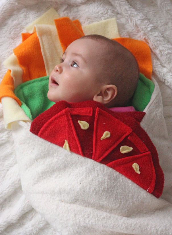baby-burrito-blanket-awesome-sauce-corinne-leroux-2 baby-burrito-blanket-awesome-sauce-corinne-leroux-2