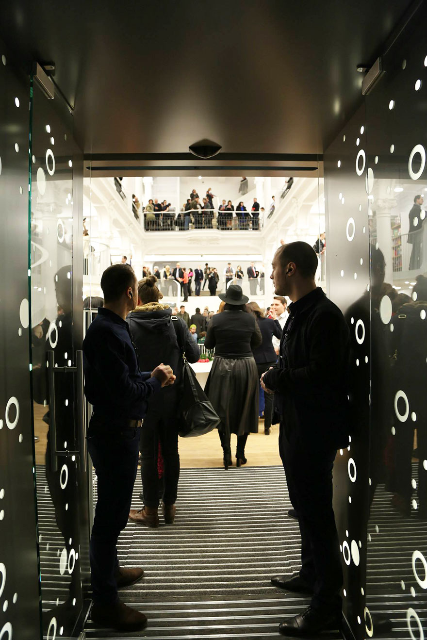 carousel-of-light-library-bucharest-10 carousel-of-light-library-bucharest-10