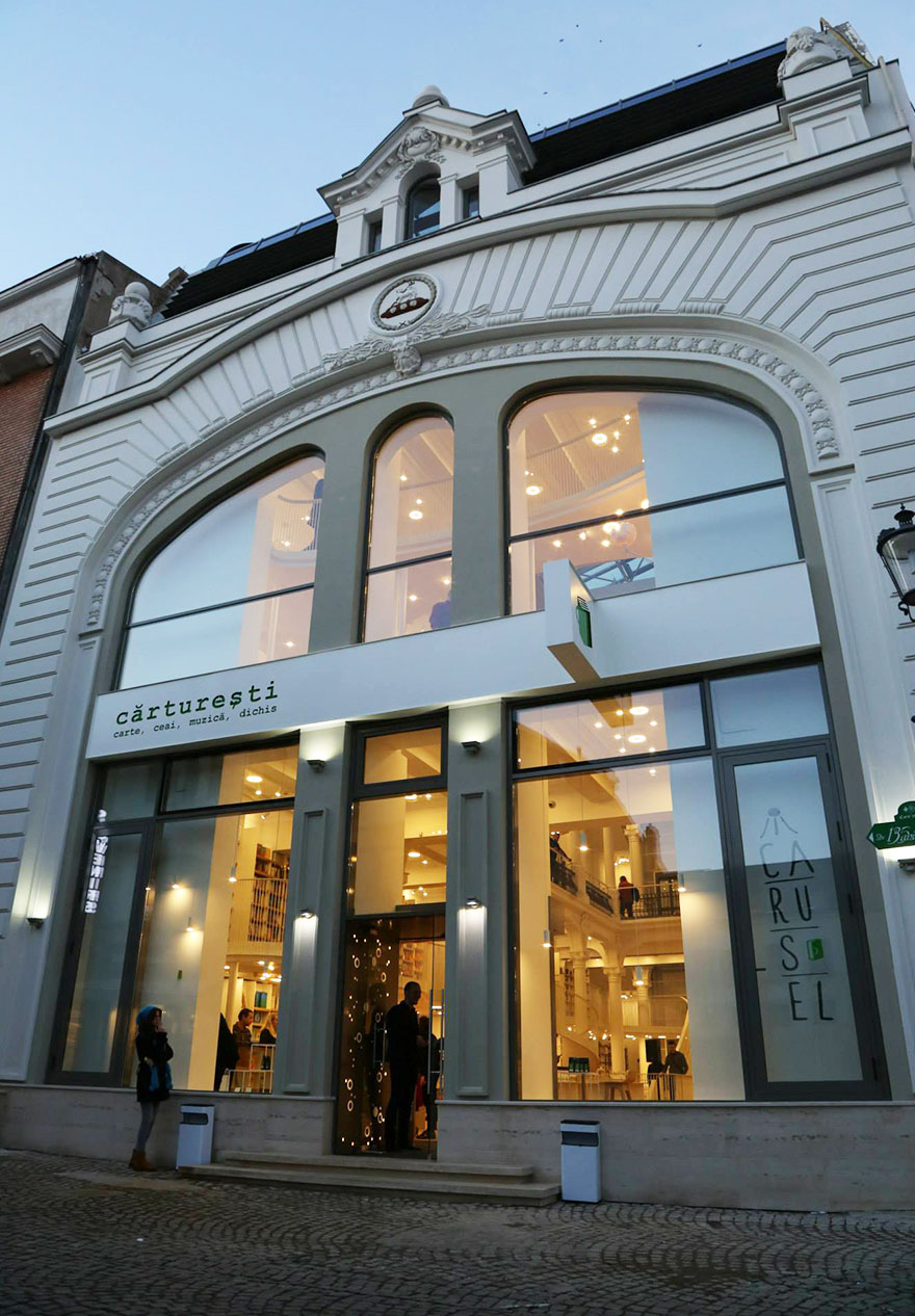carousel-of-light-library-bucharest-8 carousel-of-light-library-bucharest-8