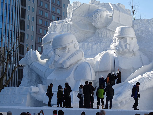 giant-star-wars-snow-sculpture-sapporo-festival-japan-9 giant-star-wars-snow-sculpture-sapporo-festival-japan-9