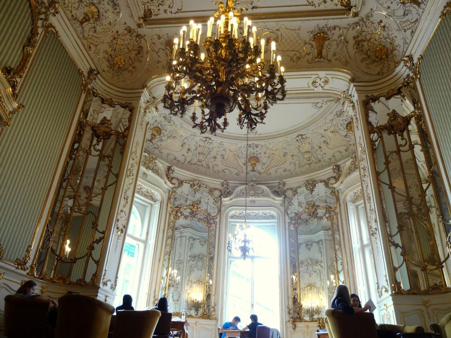 Metropolitan Ervin Szabó Library, Budapest, Hungary