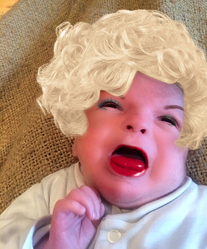 mom-gives-baby-makeup-app-5 mom-gives-baby-makeup-app-5