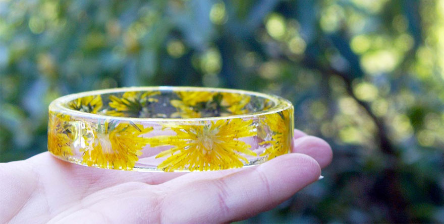 resin-flower-moss-bangles-bracelets-modern-flower-child-sarah-smith-35 resin-flower-moss-bangles-bracelets-modern-flower-child-sarah-smith-35