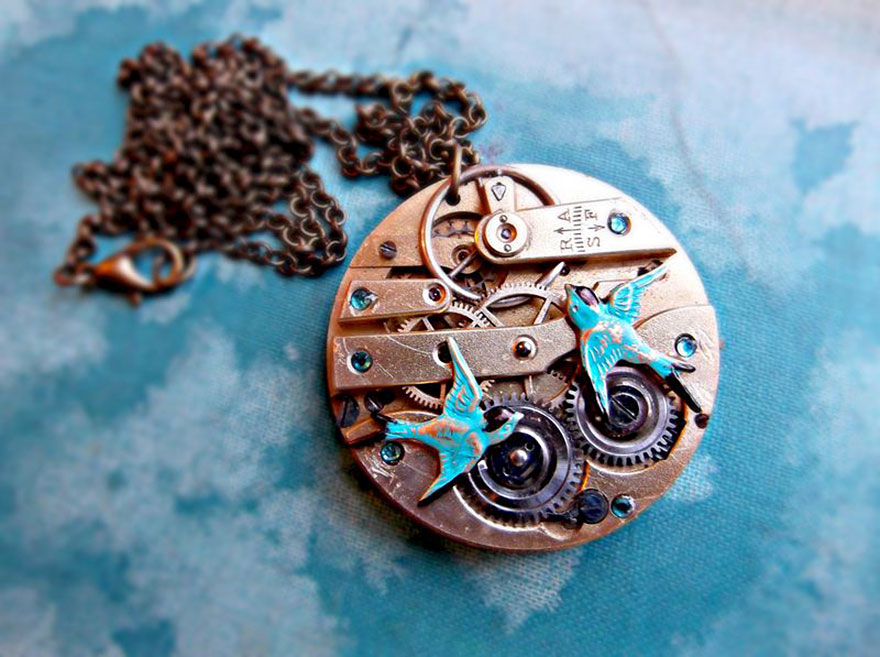 steampunk-necklace-watch-parts-alice-louise-5 steampunk-necklace-watch-parts-alice-louise-5