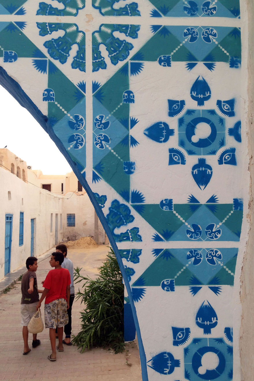 I Create Ceramic Tile Illusions On Electrical Boxes And Buildings To Remind People Of Portuguese History I Create Ceramic Tile Illusions On Electrical Boxes And Buildings To Remind People Of Portuguese History