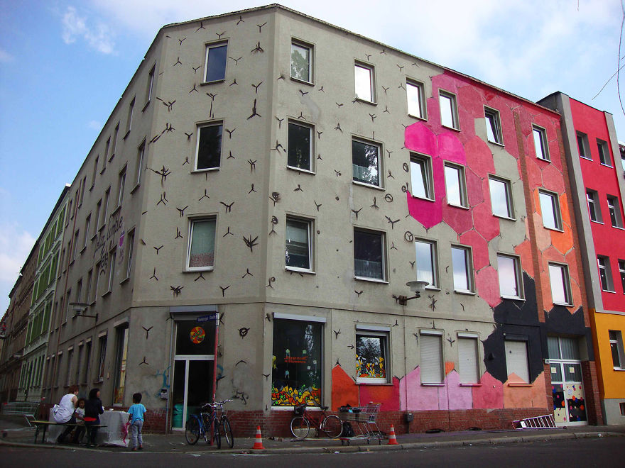 Honeycomb Of Life: I Turned A Dull Building In Germany Into Art Honeycomb Of Life: I Turned A Dull Building In Germany Into Art