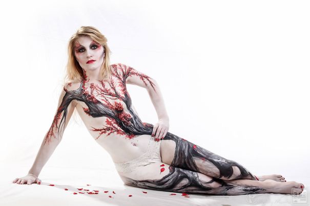 Body Art (spray Paint), Photography Body Art (spray Paint), Photography