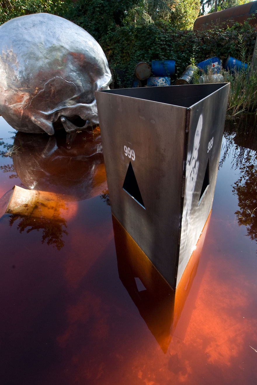 27 Incredible Sculptures From Abode Of Chaos, A Fantasmagoric Place In Europe 27 Incredible Sculptures From Abode Of Chaos, A Fantasmagoric Place In Europe