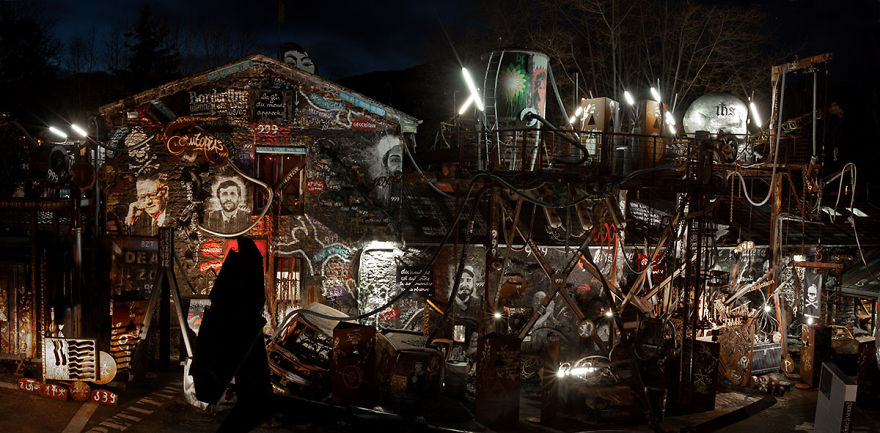 27 Incredible Sculptures From Abode Of Chaos, A Fantasmagoric Place In Europe 27 Incredible Sculptures From Abode Of Chaos, A Fantasmagoric Place In Europe