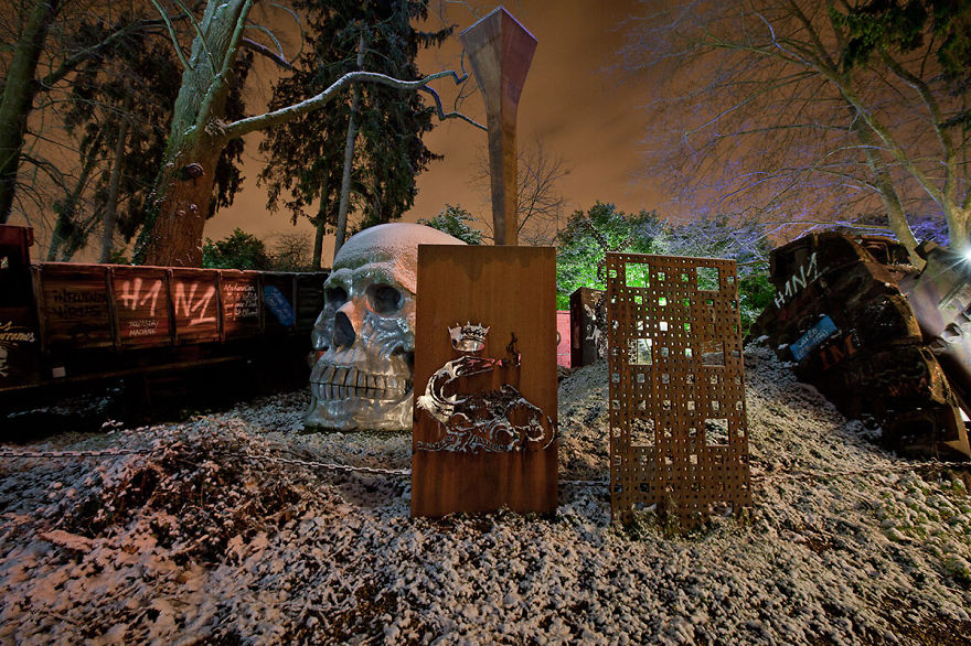 27 Incredible Sculptures From Abode Of Chaos, A Fantasmagoric Place In Europe