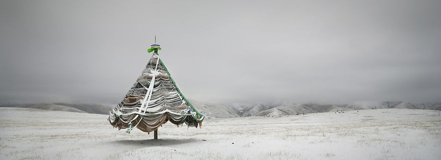 Earth Temples: My Journey Through The Silent Places Of The World Earth Temples: My Journey Through The Silent Places Of The World