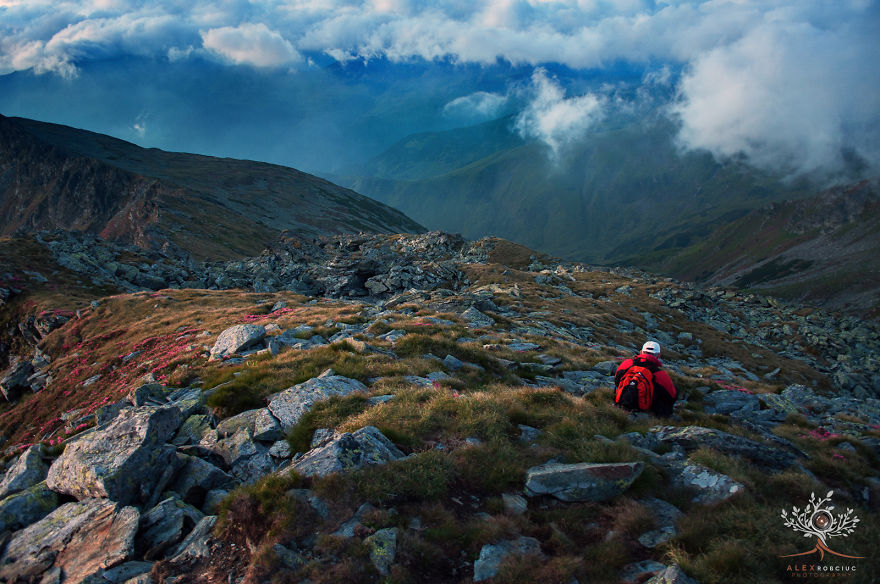 I Wake Up At 5AM To Hike The Transylvanian Mountains And Photograph Stunning Landscapes