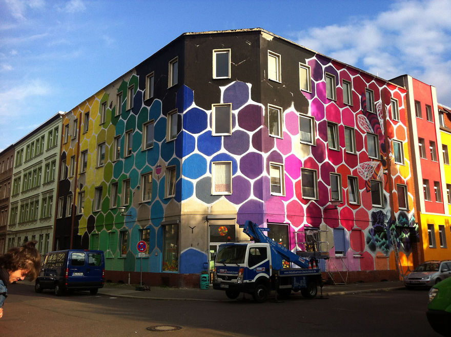 Honeycomb Of Life: I Turned A Dull Building In Germany Into Art