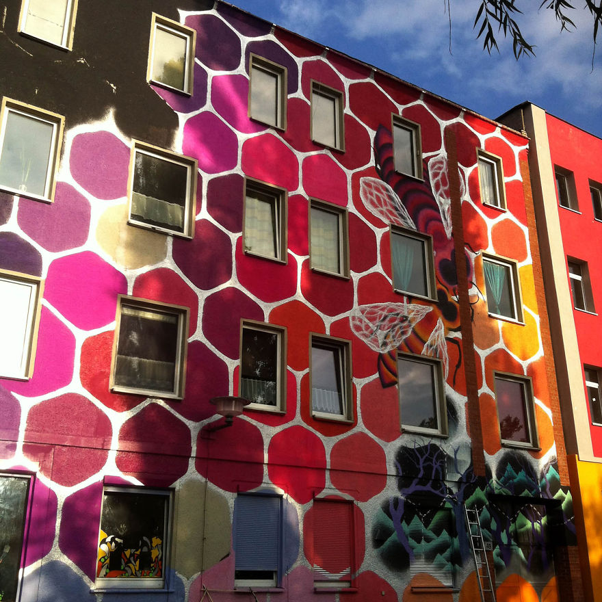 Honeycomb Of Life: I Turned A Dull Building In Germany Into Art