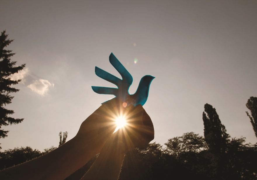 The Universal Logo Of Human Rights | Униеверсален символ на правата на човека