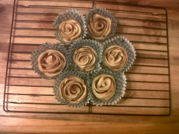 Individual Apple Rose Pies