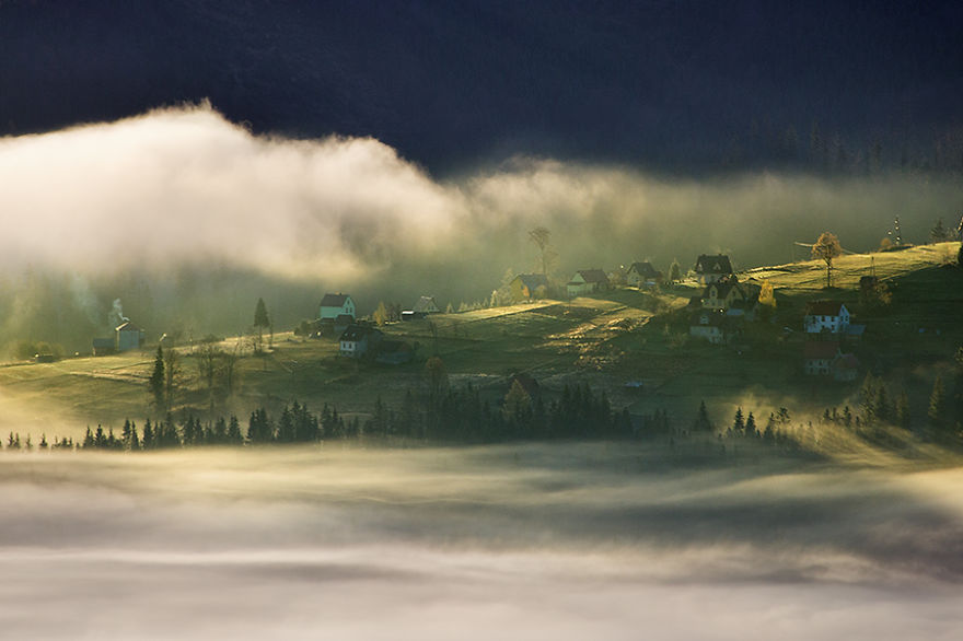 To Live In The Mists: Villages Of Poland And Italy Captured In The Mist