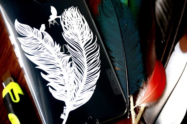 Love Birds Feather Paper Cutting Case