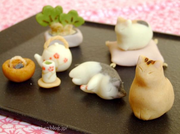Adorable Cat-Shaped Sweets Inspired By My Cat Apelila Adorable Cat-Shaped Sweets Inspired By My Cat Apelila