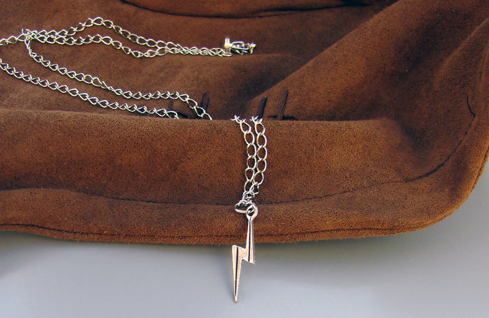 Harry Potter Inspired Lightning Bolt Scar Necklace In Silver