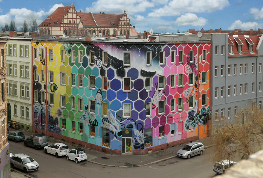 Honeycomb Of Life: I Turned A Dull Building In Germany Into Art Honeycomb Of Life: I Turned A Dull Building In Germany Into Art
