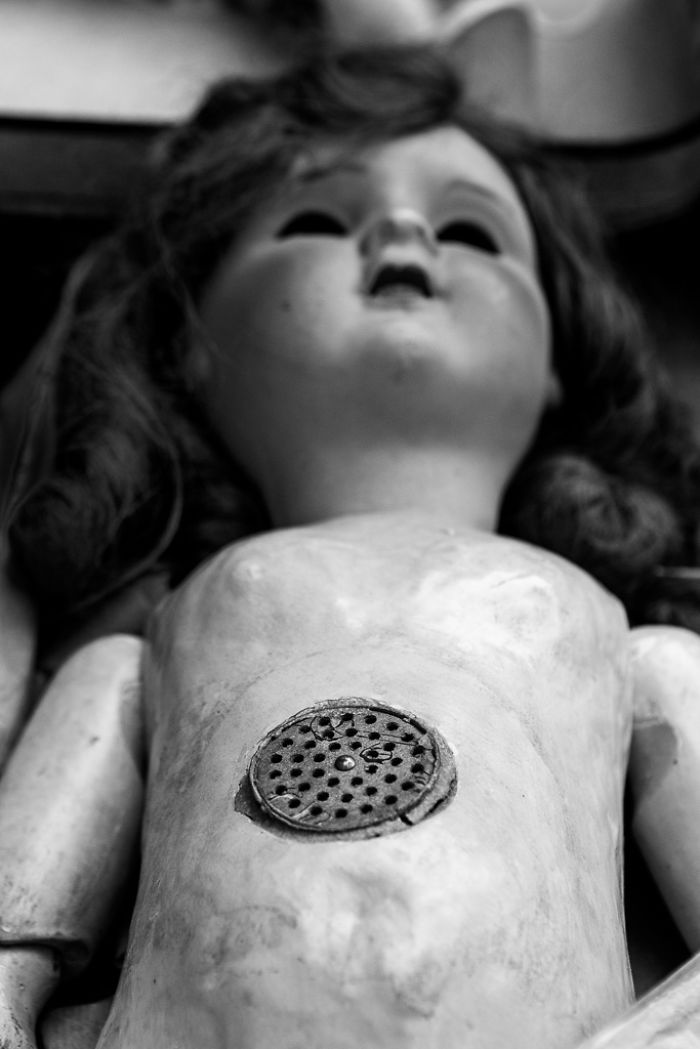The Souls Of Dolls: Scary Photos Of Abandoned Children Companions The Souls Of Dolls: Scary Photos Of Abandoned Children Companions