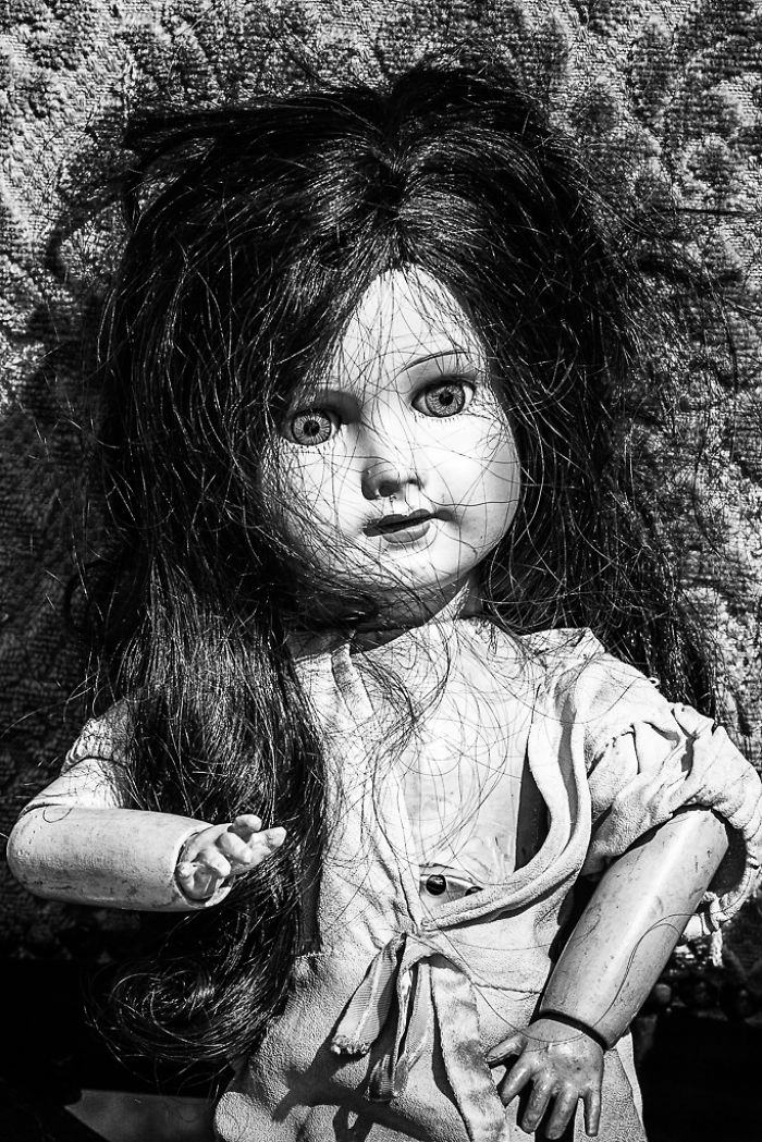 The Souls Of Dolls: Scary Photos Of Abandoned Children Companions The Souls Of Dolls: Scary Photos Of Abandoned Children Companions