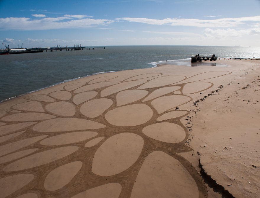 I Made Giant Sand Drawings On The Atlantic Coast
