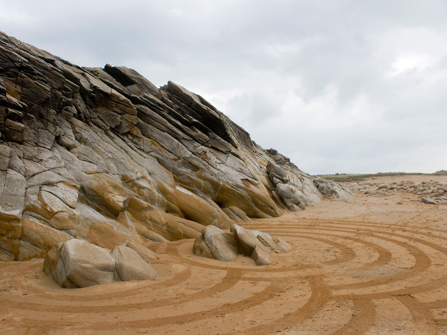 I Made Giant Sand Drawings On The Atlantic Coast