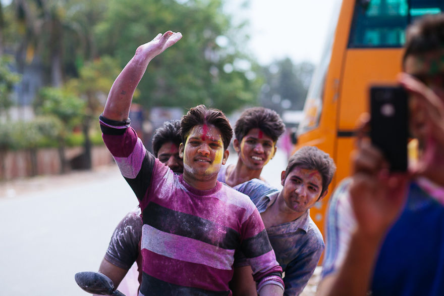 What It's Like To Celebrate Holi At The Craziest Place On Earth For It - Mathura, India What It's Like To Celebrate Holi At The Craziest Place On Earth For It - Mathura, India