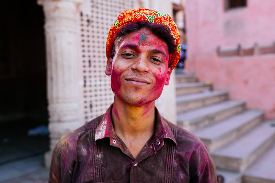 What It's Like To Celebrate Holi At The Craziest Place On Earth For It - Mathura, India What It's Like To Celebrate Holi At The Craziest Place On Earth For It - Mathura, India