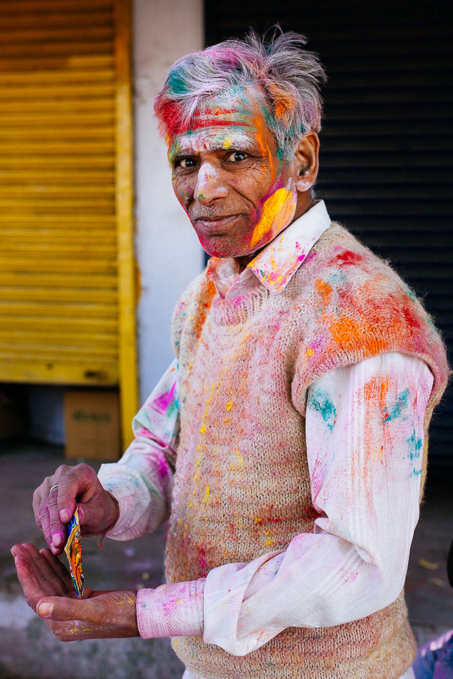 What It's Like To Celebrate Holi At The Craziest Place On Earth For It - Mathura, India What It's Like To Celebrate Holi At The Craziest Place On Earth For It - Mathura, India