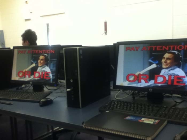 Teacher Creates Awesome Wallpaper For All The PCs In The Class