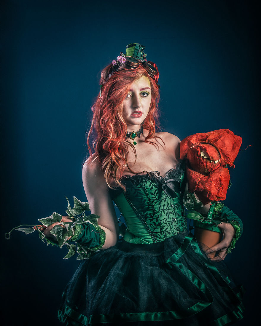 My Dream Is To Make Superhero Posters, So I Started Taking Cosplay Pictures