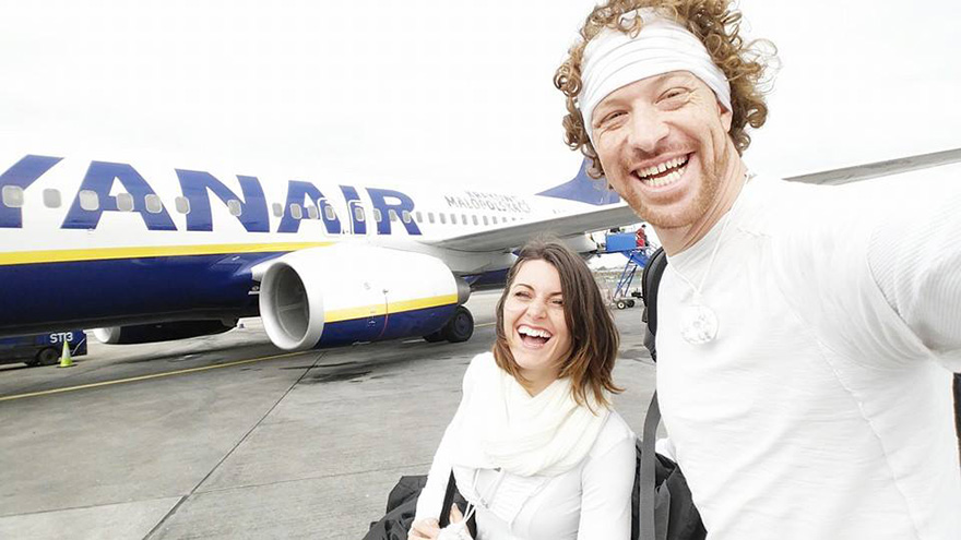 couple-wedding-around-the-world-travel-cheetah-rhiann-17 couple-wedding-around-the-world-travel-cheetah-rhiann-17