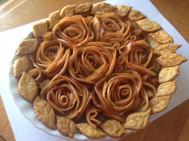 Apple Rose Pie