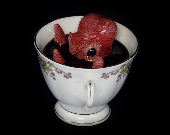 cthulhu-tentacle-octopus-teacup-michael-palmer-voodoo-delicious-2 cthulhu-tentacle-octopus-teacup-michael-palmer-voodoo-delicious-2