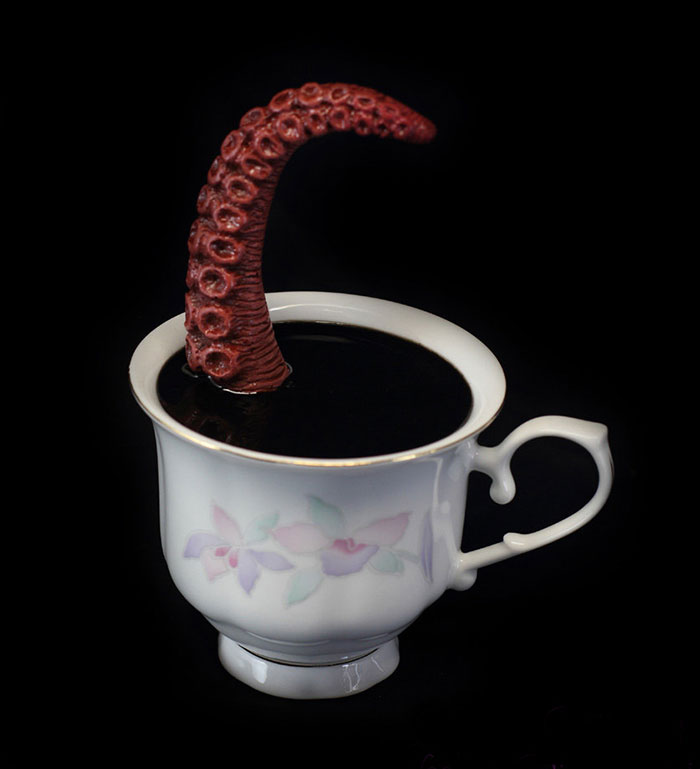 cthulhu-tentacle-octopus-teacup-michael-palmer-voodoo-delicious-8 cthulhu-tentacle-octopus-teacup-michael-palmer-voodoo-delicious-8