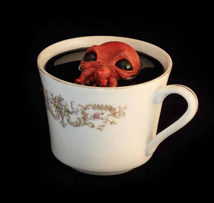 cthulhu-tentacle-octopus-teacup-michael-palmer-voodoo-delicious-coverimage cthulhu-tentacle-octopus-teacup-michael-palmer-voodoo-delicious-coverimage